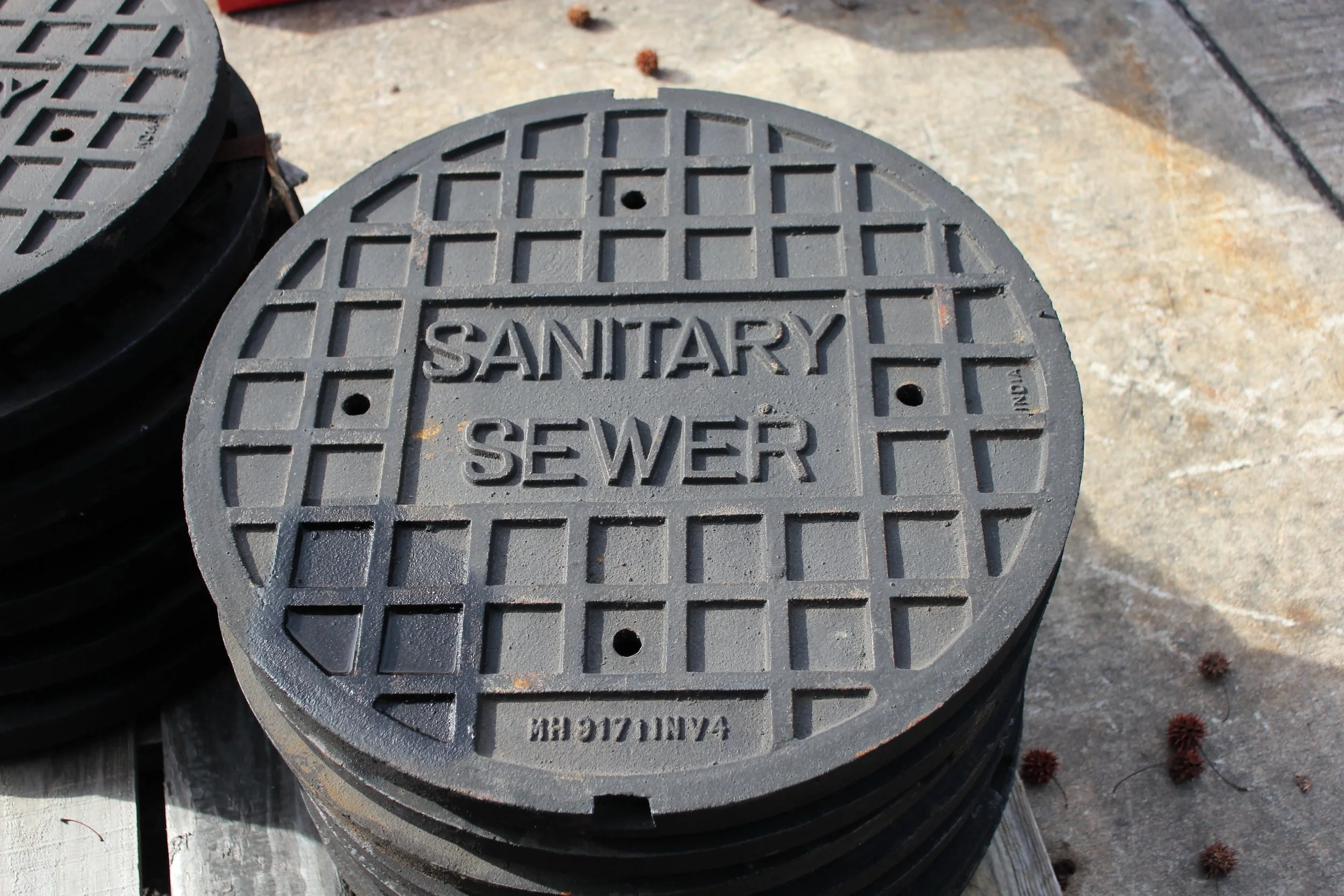 Manhole Covers Gallery 4.JPG