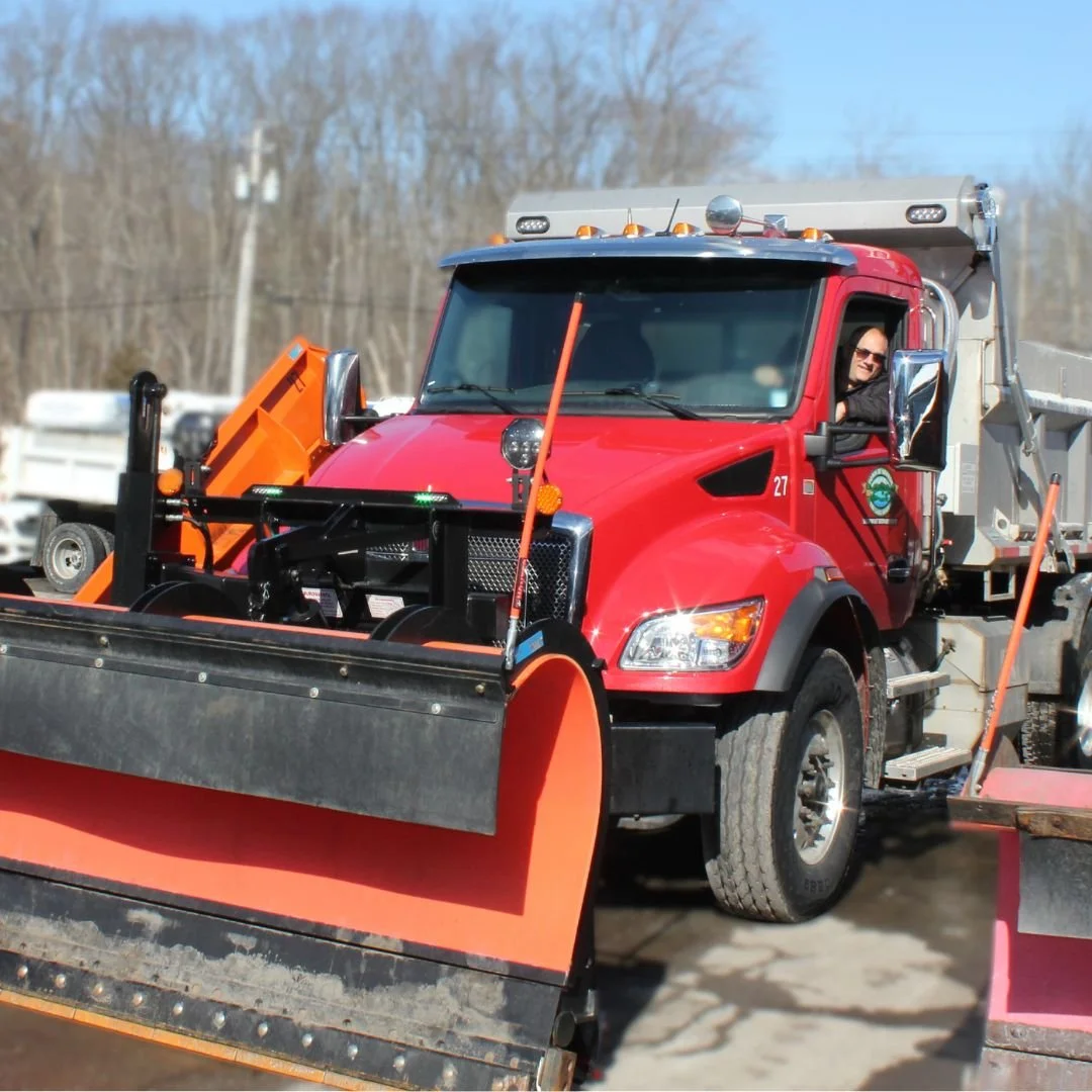 Glen Abrams, President in the driver’s seat of a polarflex truck