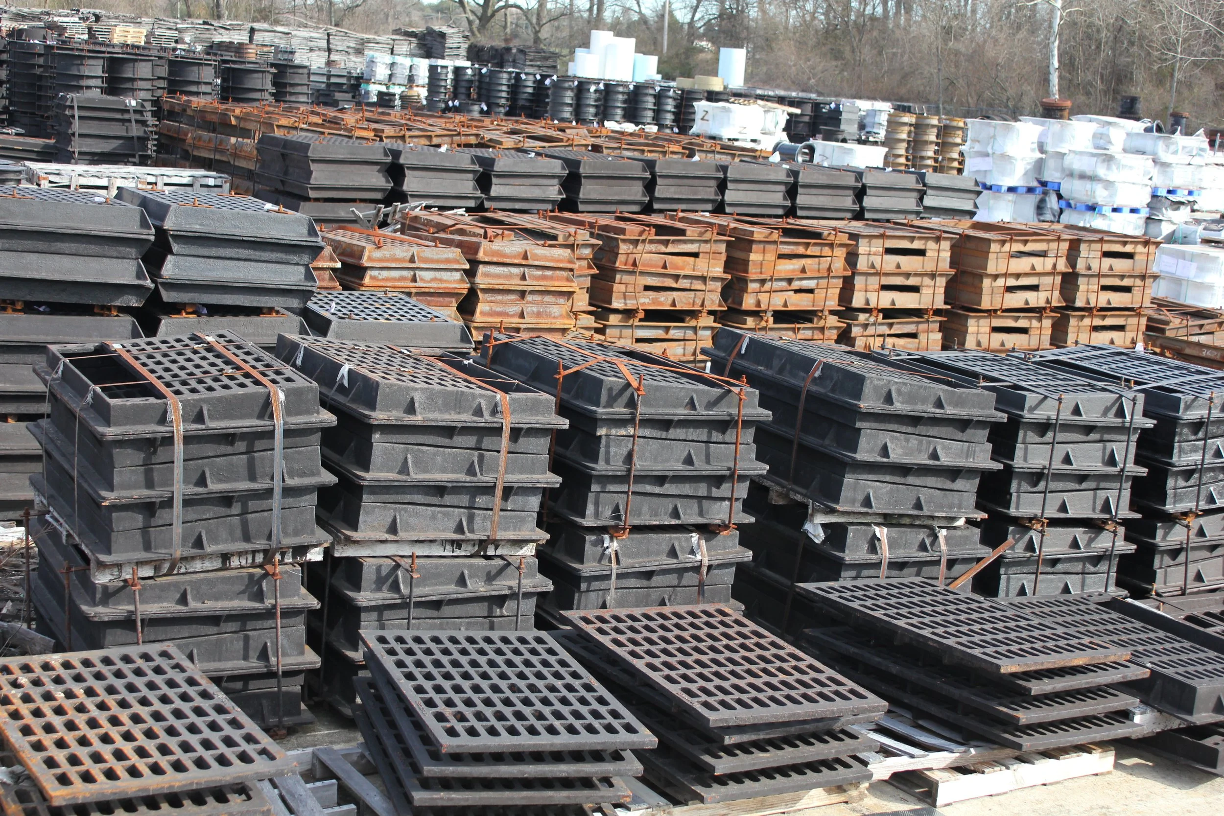 Frames:Grates Gallery 8.JPG